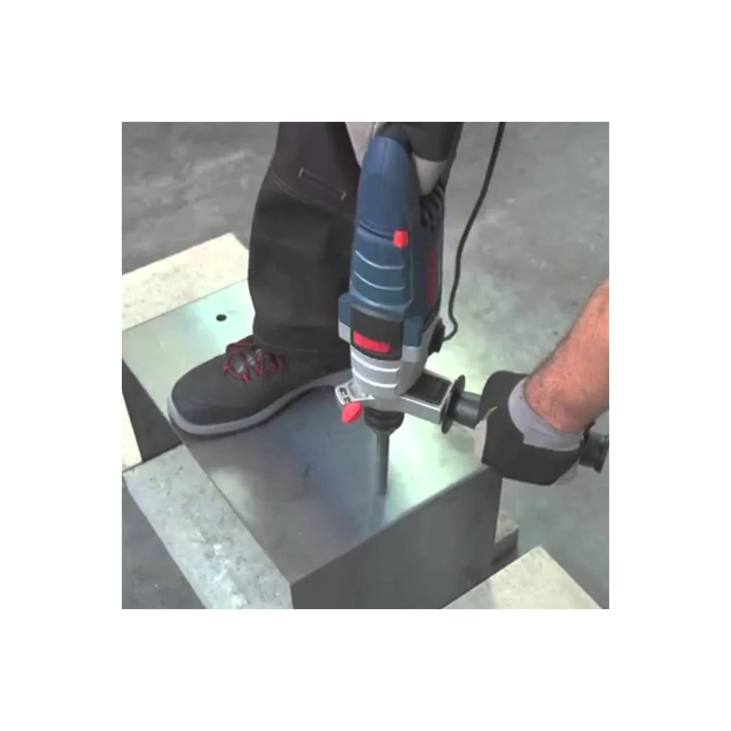 Bosch GSB162-2RE Impact Drill 2 Speed 110V 060118B060 - Image 3