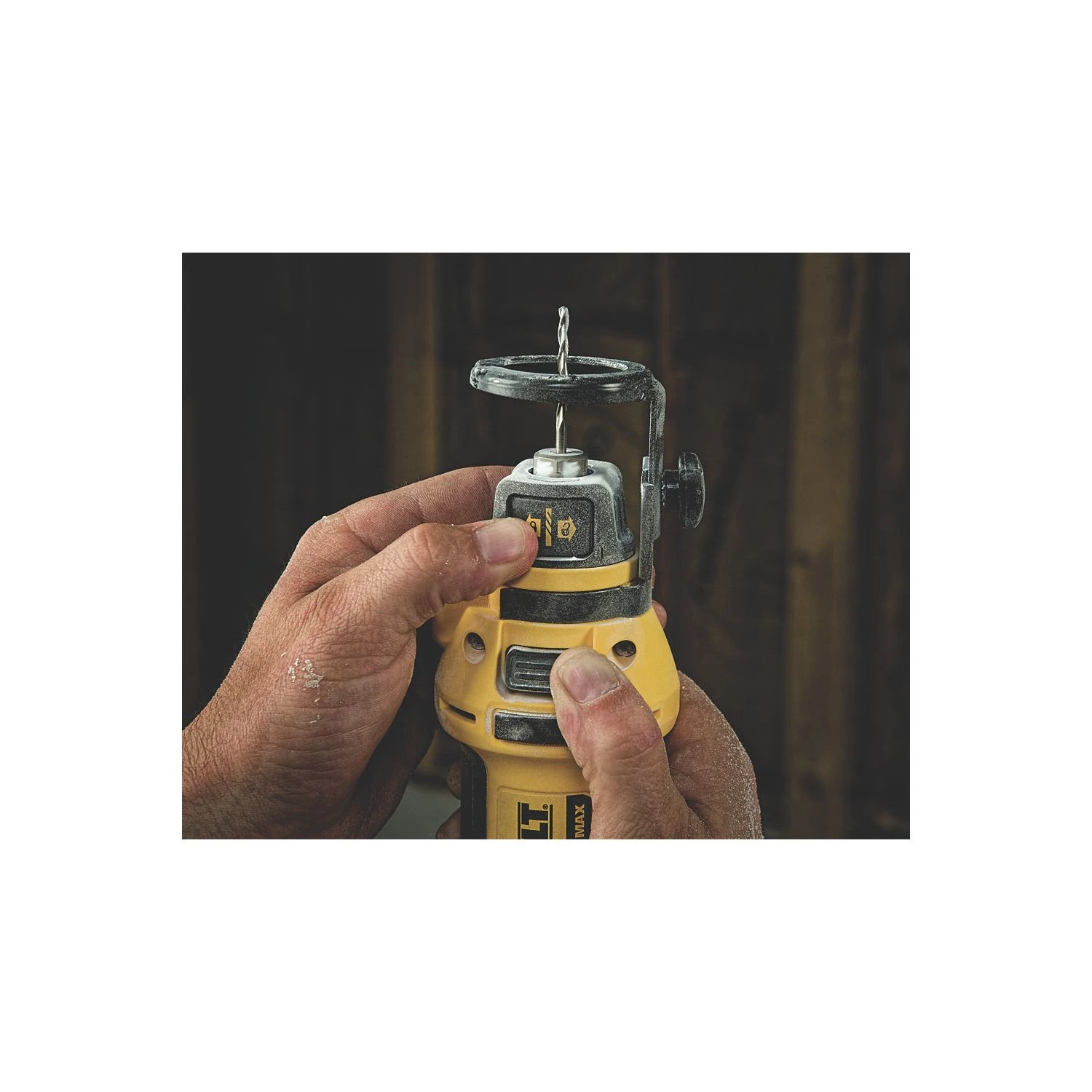 Dewalt DCS551N 18V XR Drywall Cut-Out Tool With 1 X 5Ah Battery, Charger & Case - Image 5