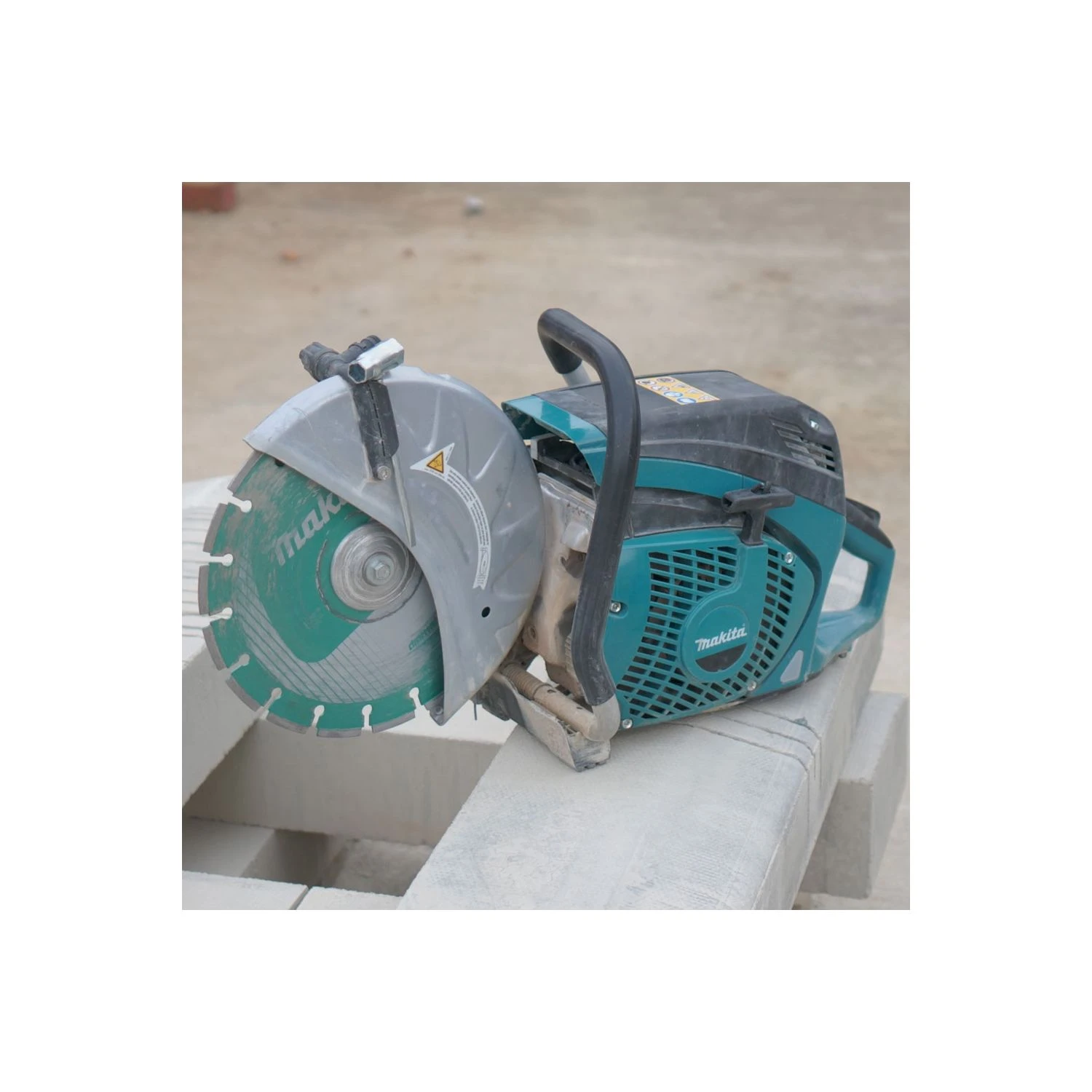 Makita EK6100 Petrol Disc Cutter 12" - 2-Stroke 61cc - Image 4