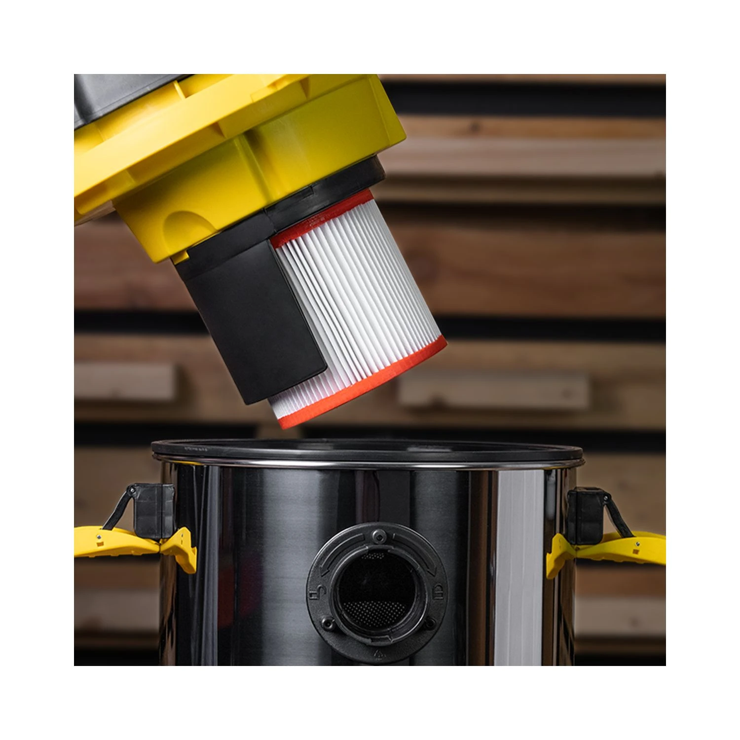 TOUGH MASTER® Circular Saw 1400 W 220-240V 185mm With Parallel Guide & Vacuum Cleaner Adaptor + 18L Wet & Dry Vacuum Cleaner - Image 10